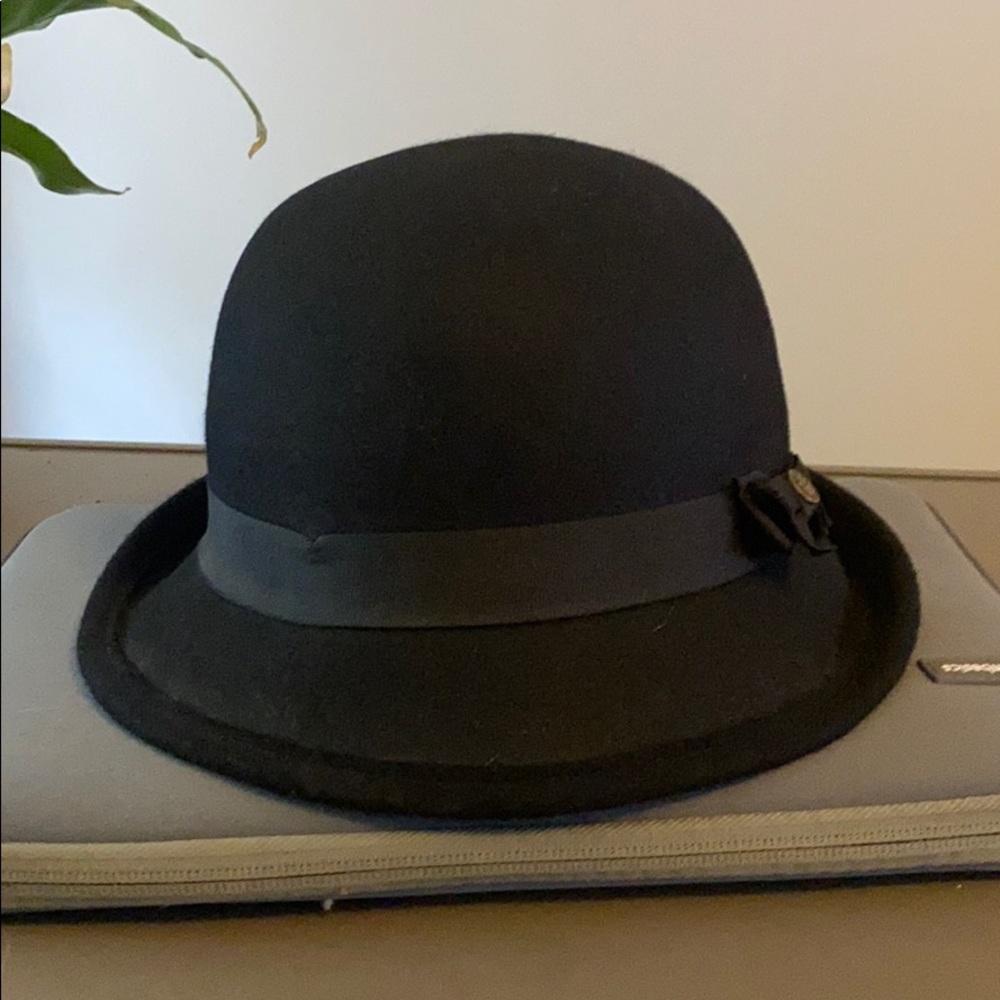 Goorin Brothers Cloche